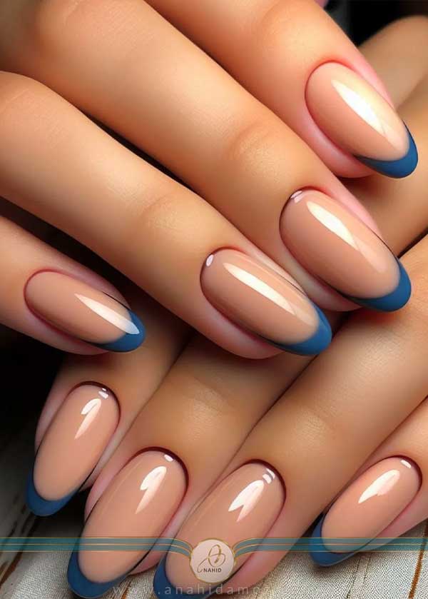 مانیکور کلاسیک فرانسوی آبی تیره