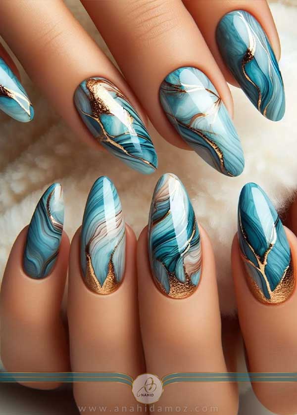 ناخن های مرمر آبی با طلا