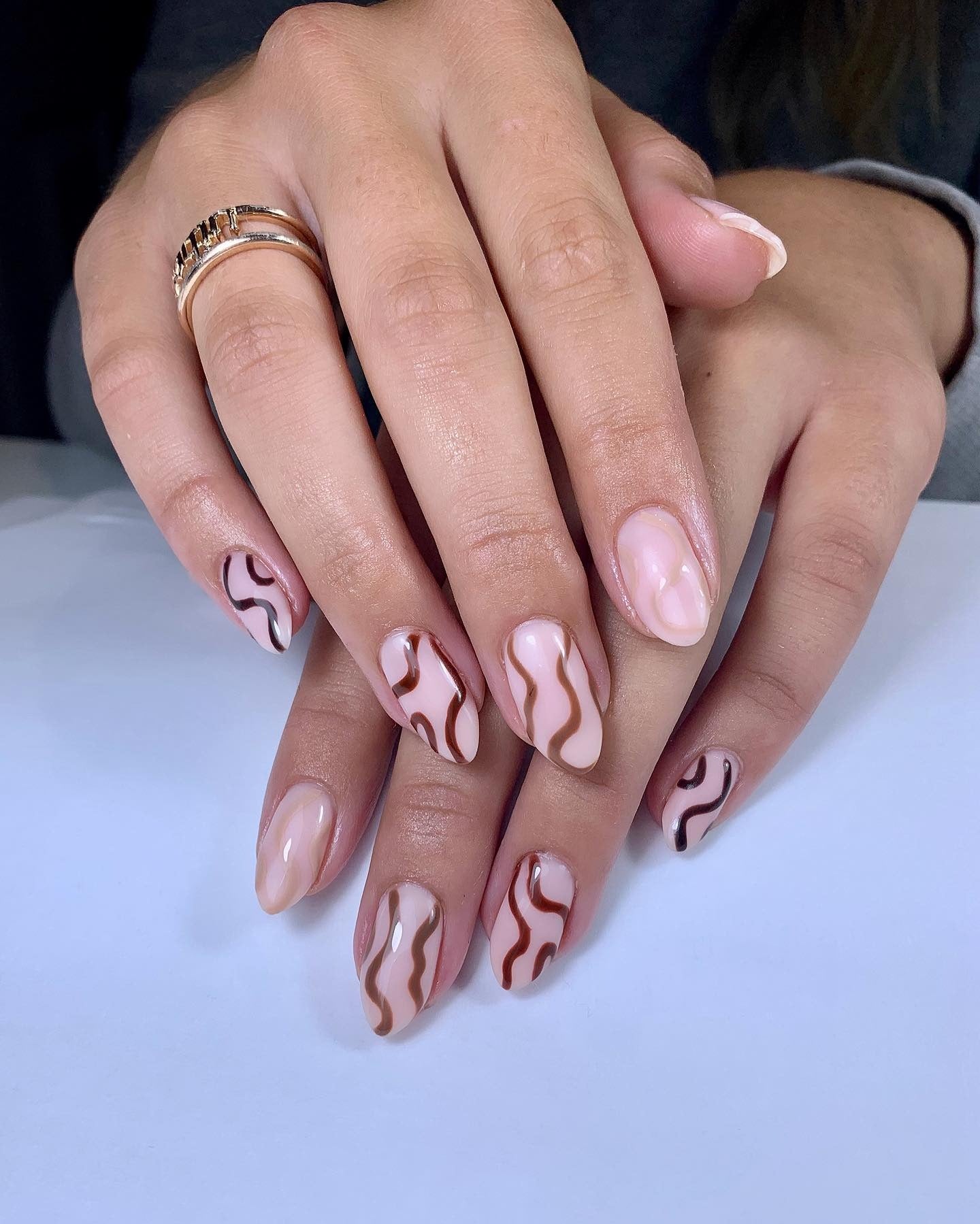 Mocha Ripple Nails