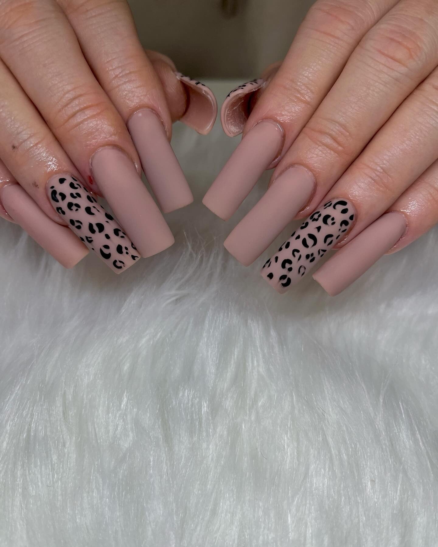 ناخن مات نود با طرح پلنگی