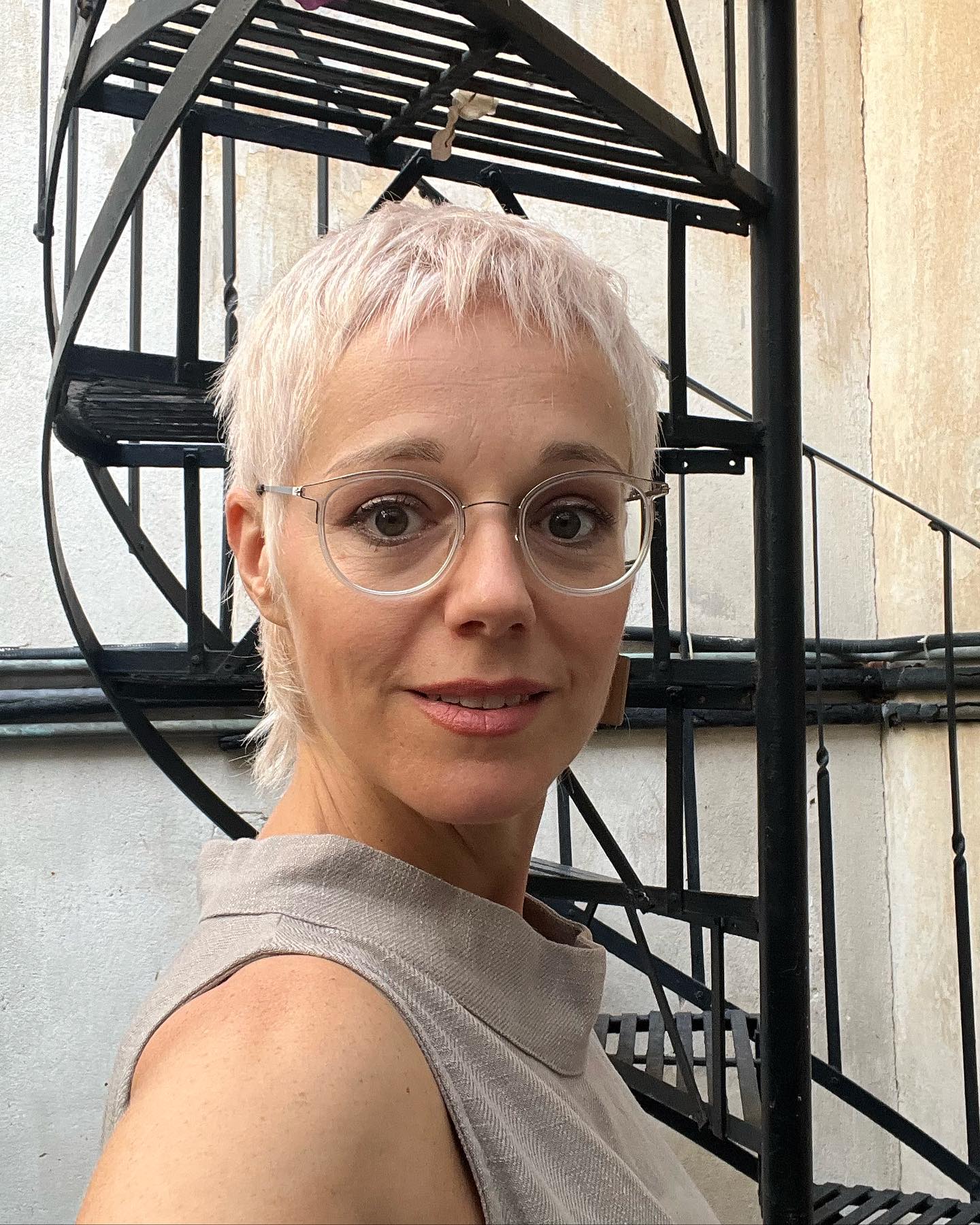 ۶. پیکسی شیک با برش تیغ و بافت بی دردسر